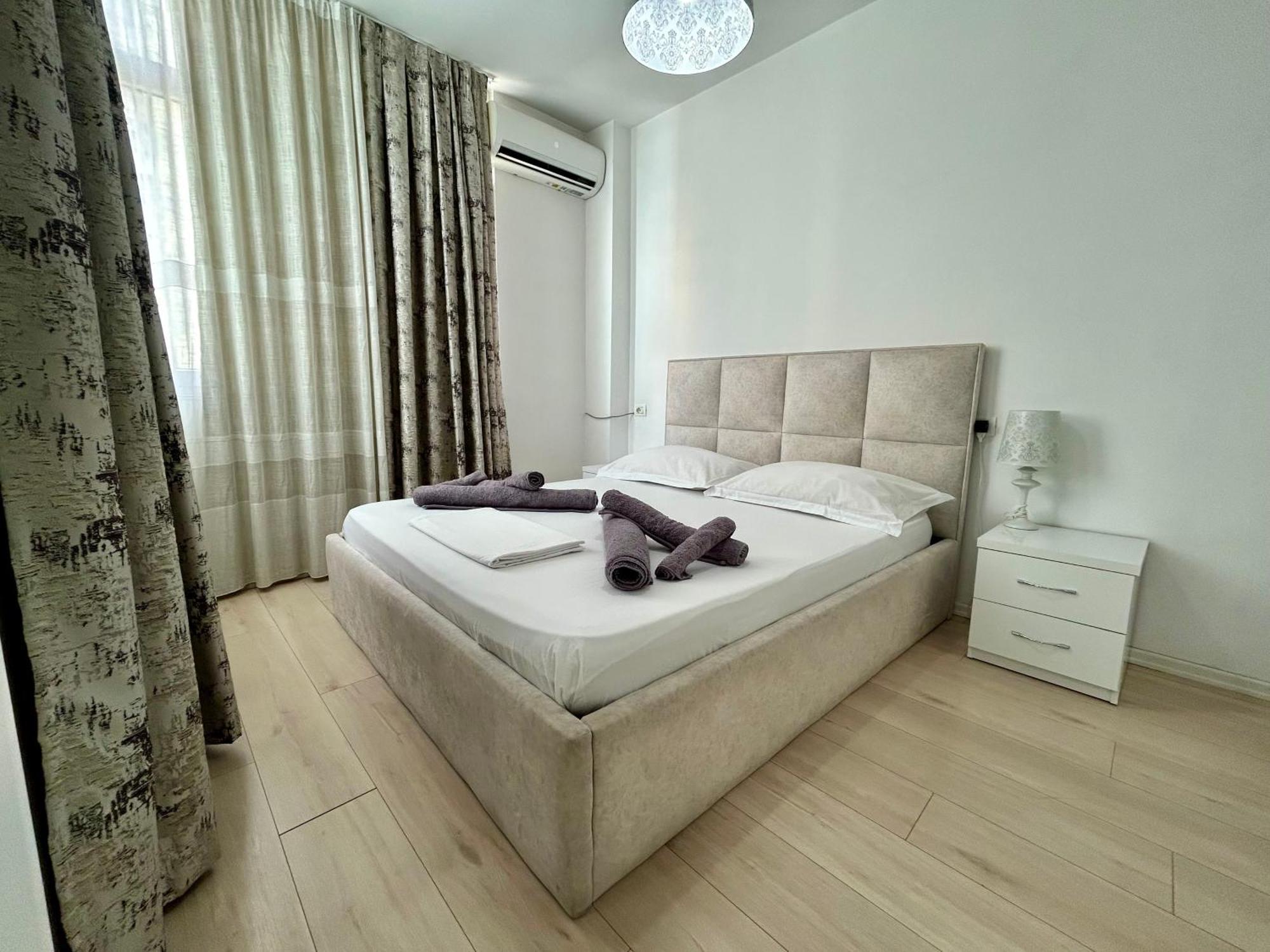 A&X Lovely And Central Apartment - 24H Self Check-In Tirana Exterior foto